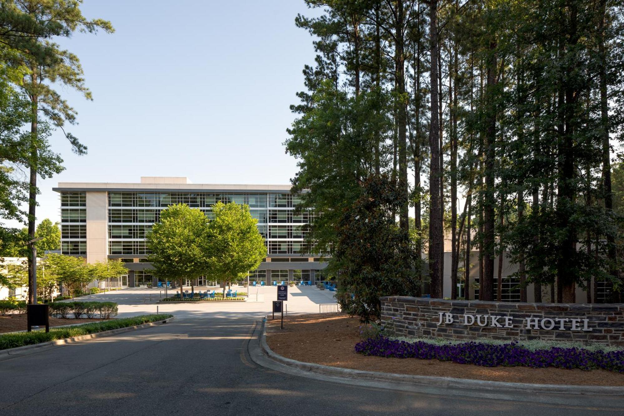 Jb Duke Hotel Durham Bagian luar foto