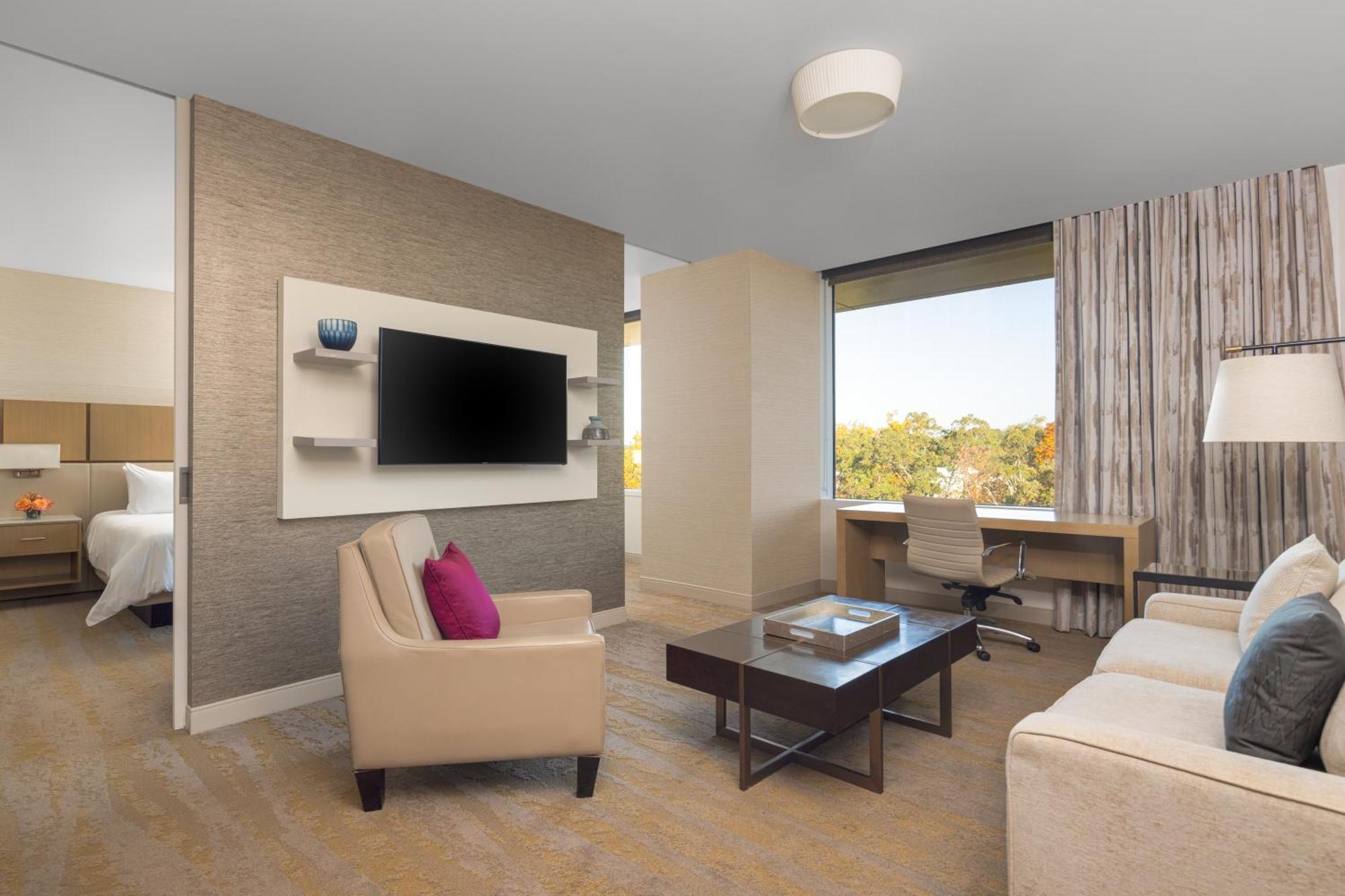 Jb Duke Hotel Durham Bagian luar foto