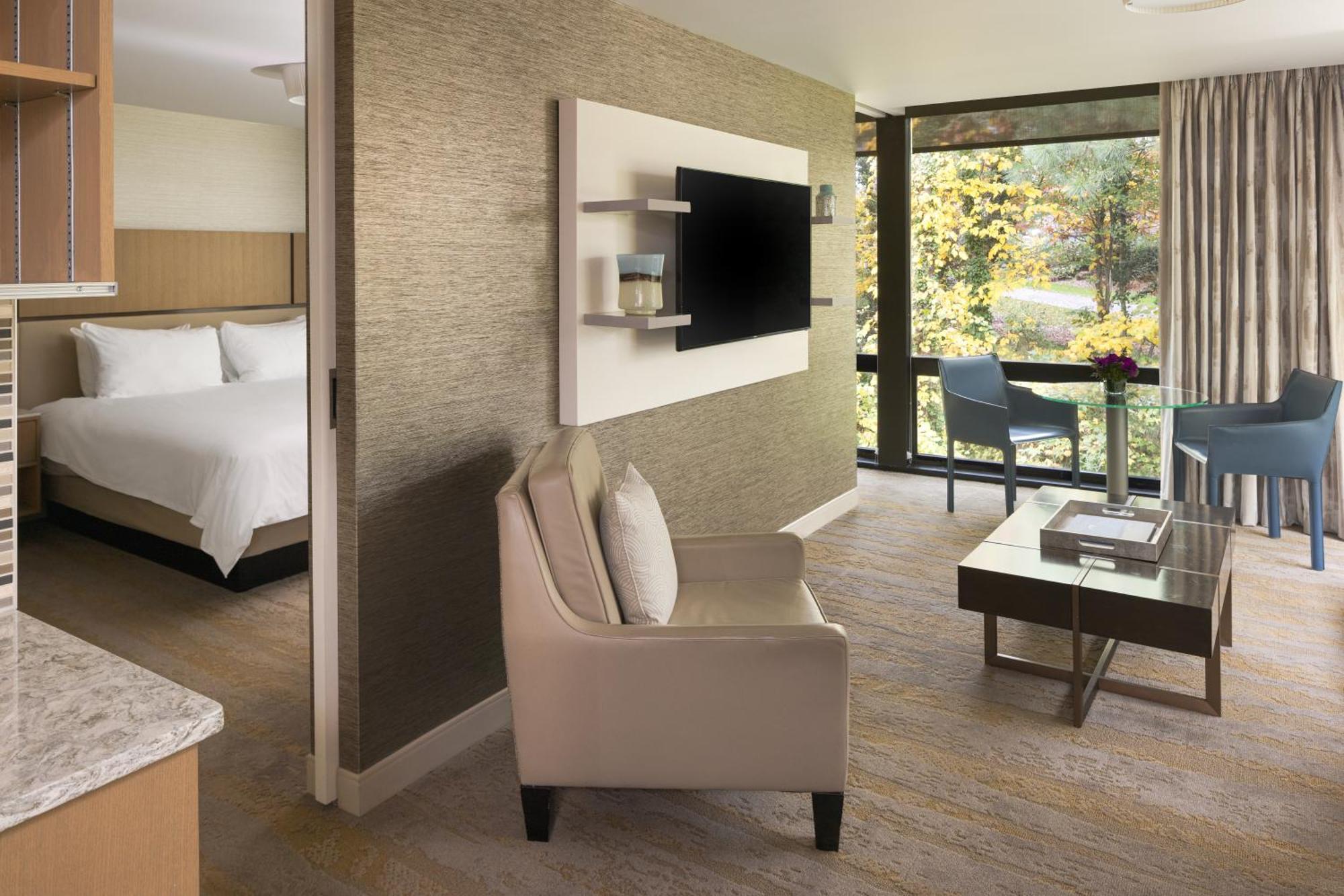 Jb Duke Hotel Durham Bagian luar foto