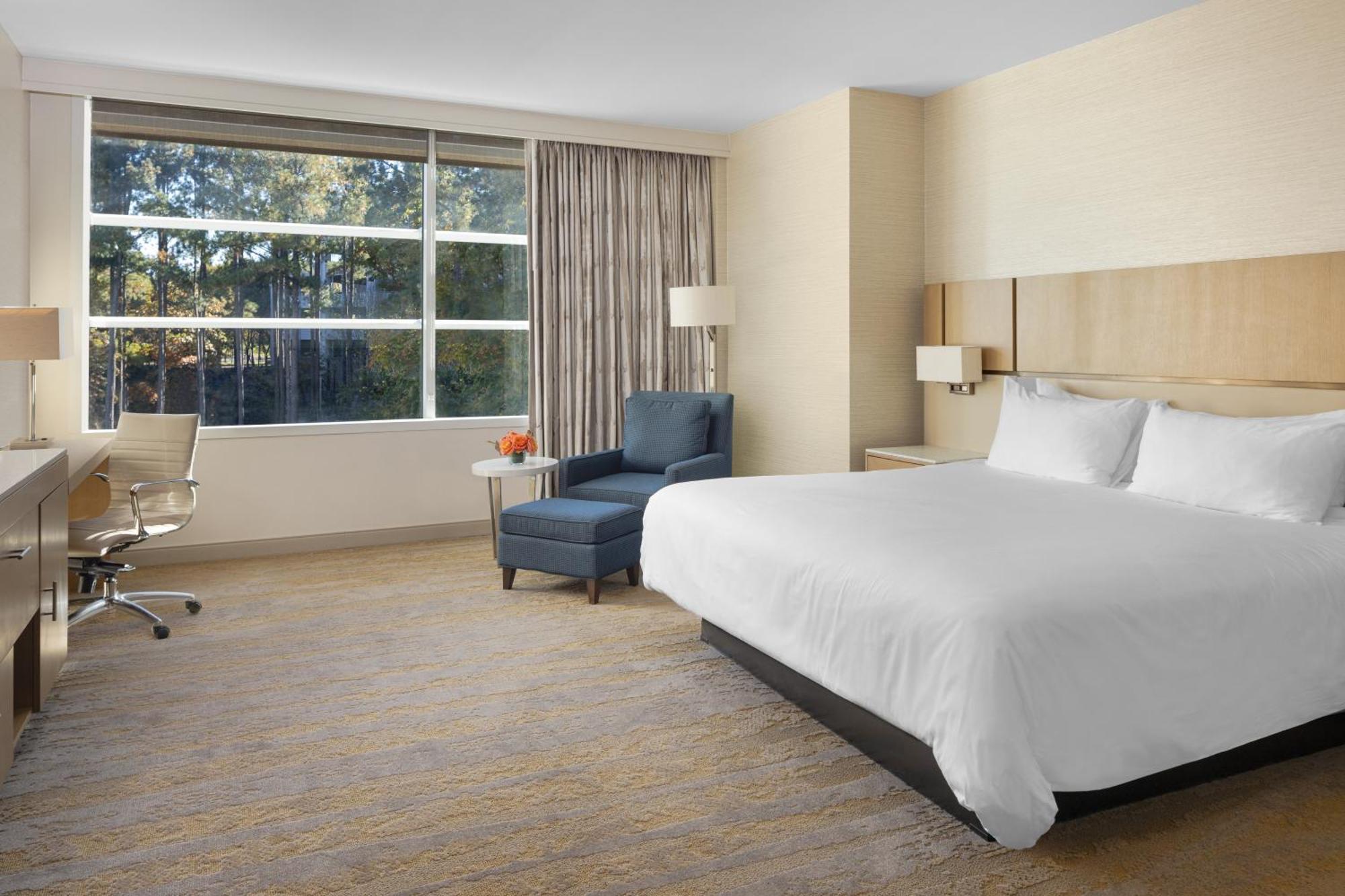 Jb Duke Hotel Durham Bagian luar foto