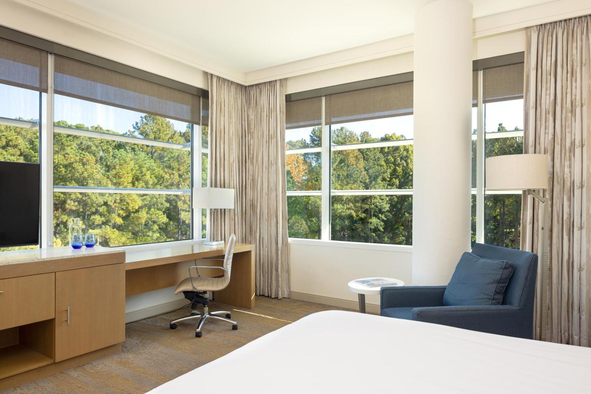 Jb Duke Hotel Durham Bagian luar foto