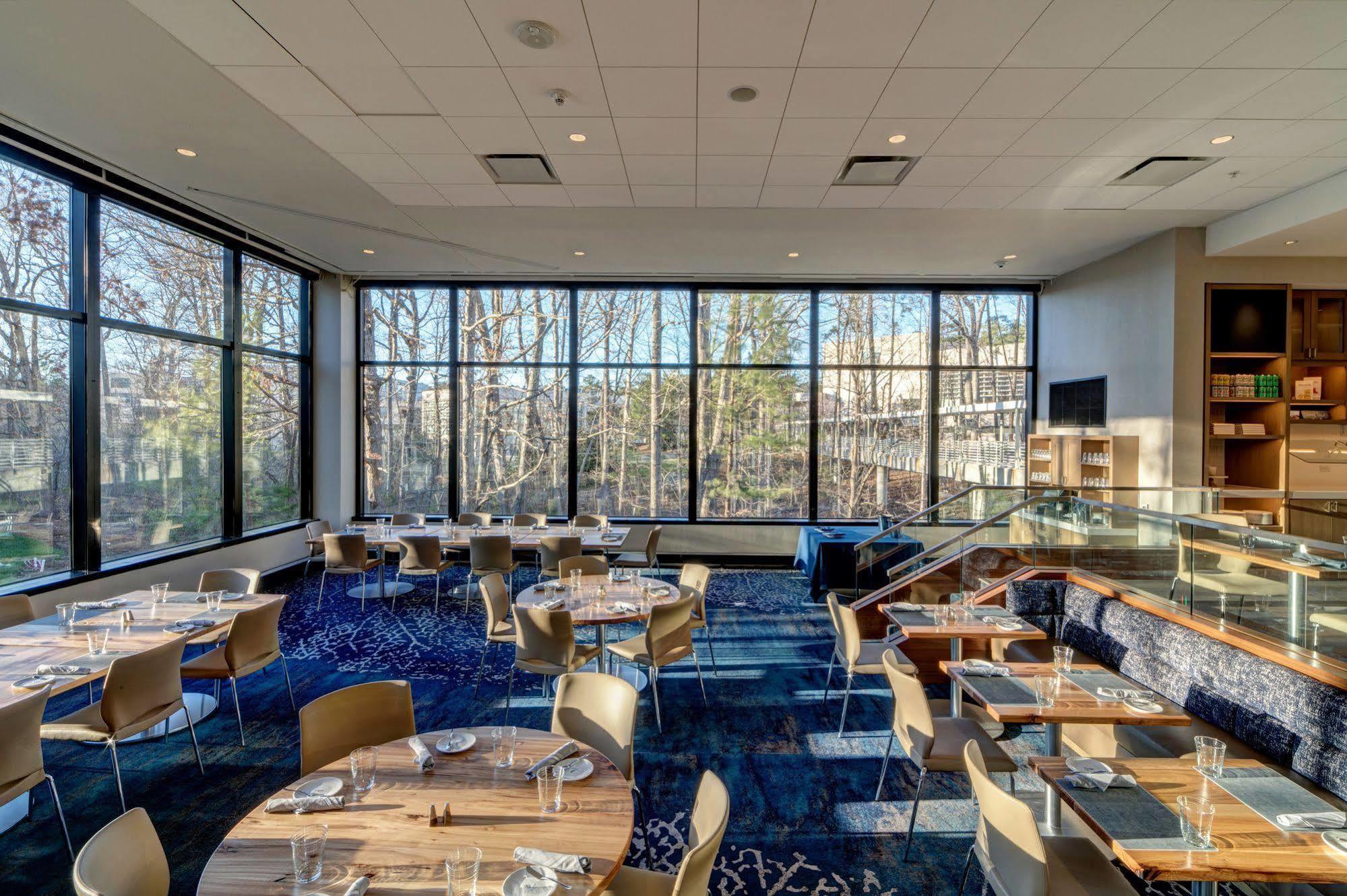 Jb Duke Hotel Durham Bagian luar foto