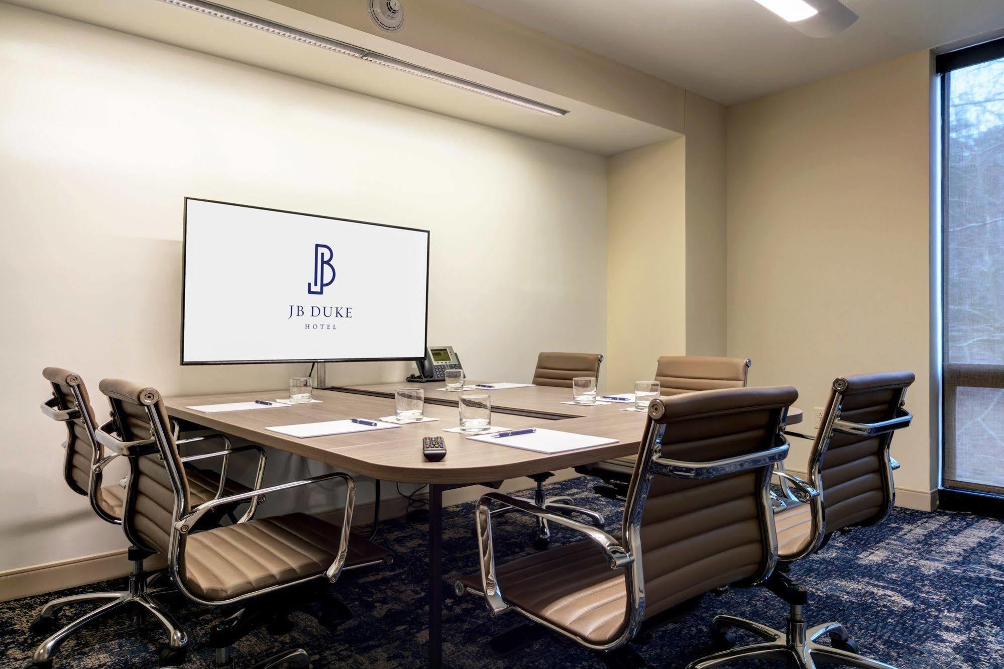 Jb Duke Hotel Durham Bagian luar foto