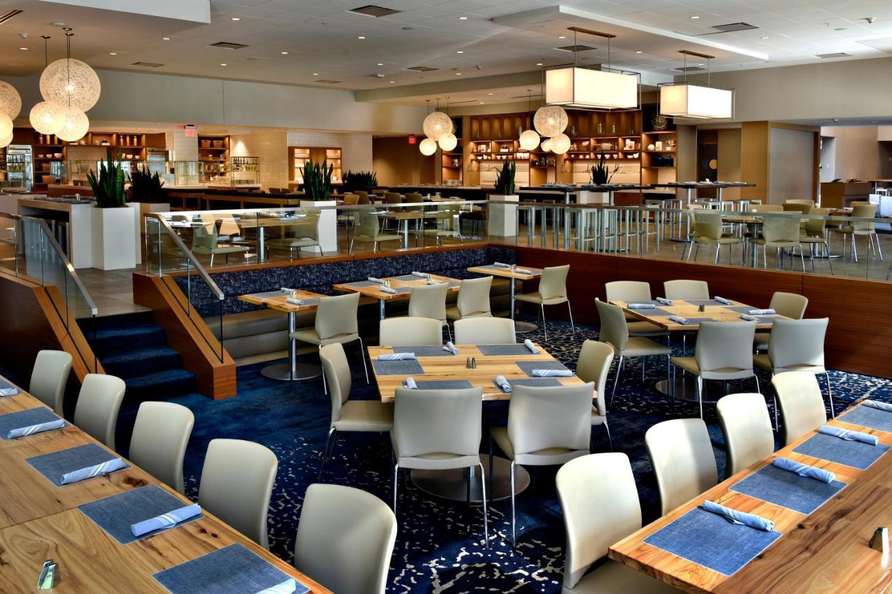 Jb Duke Hotel Durham Bagian luar foto